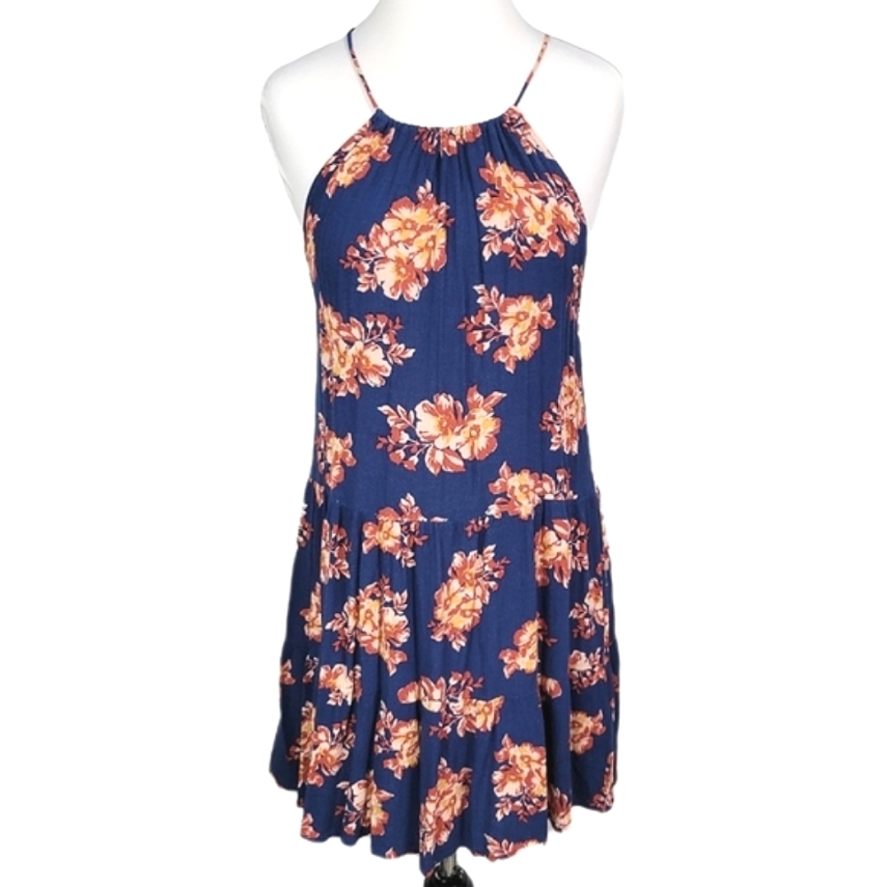 Aeropostale halter dress size medium